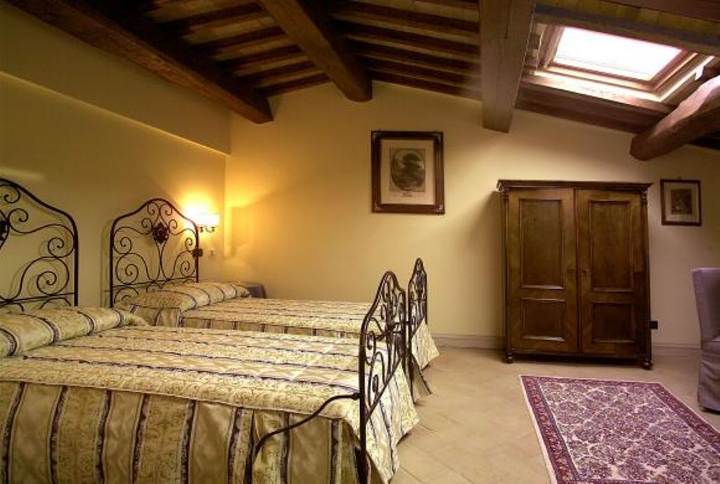 Palazzo Leti Residenza D'Epoca Hotel Spoleto Bagian luar foto